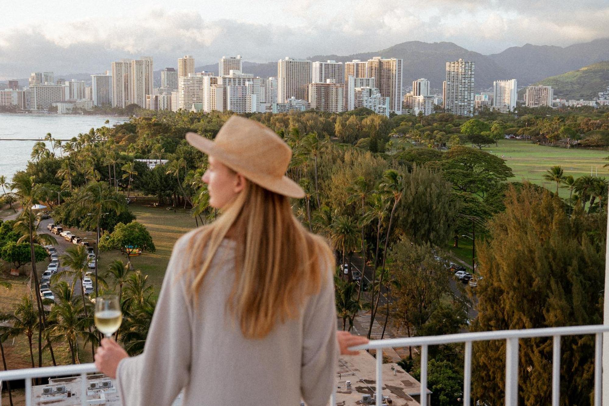 Lotus Honolulu At Diamond Head Hotel Luaran gambar